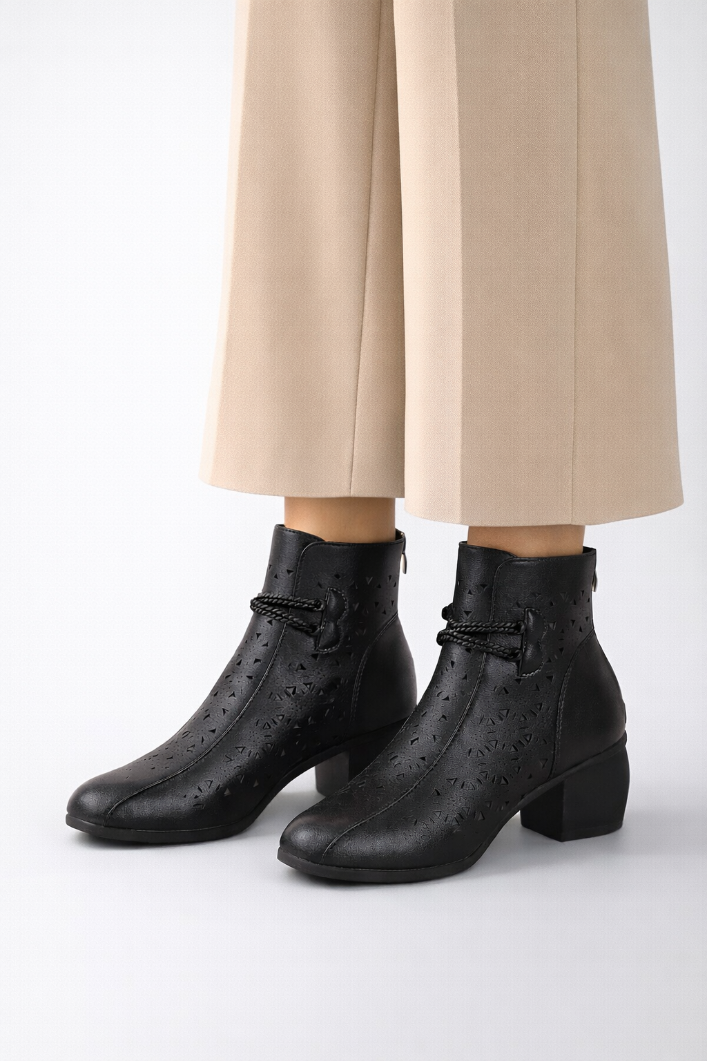 Cavella Boots