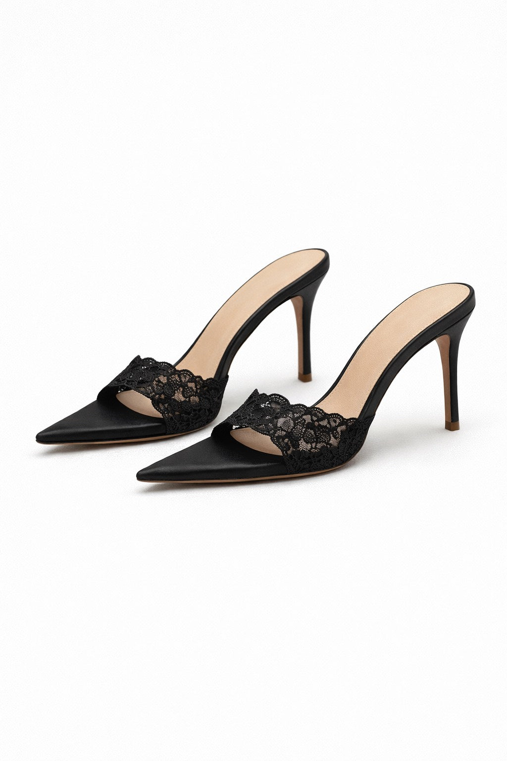 Vittoria Chantilly Heels