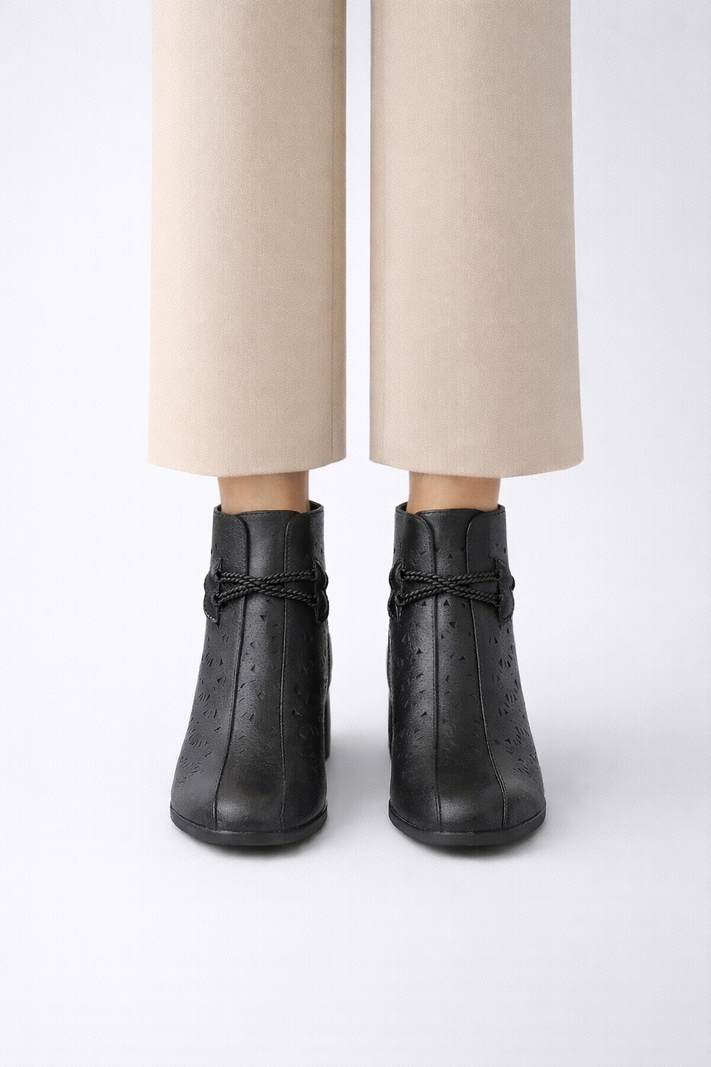 Cavella Boots