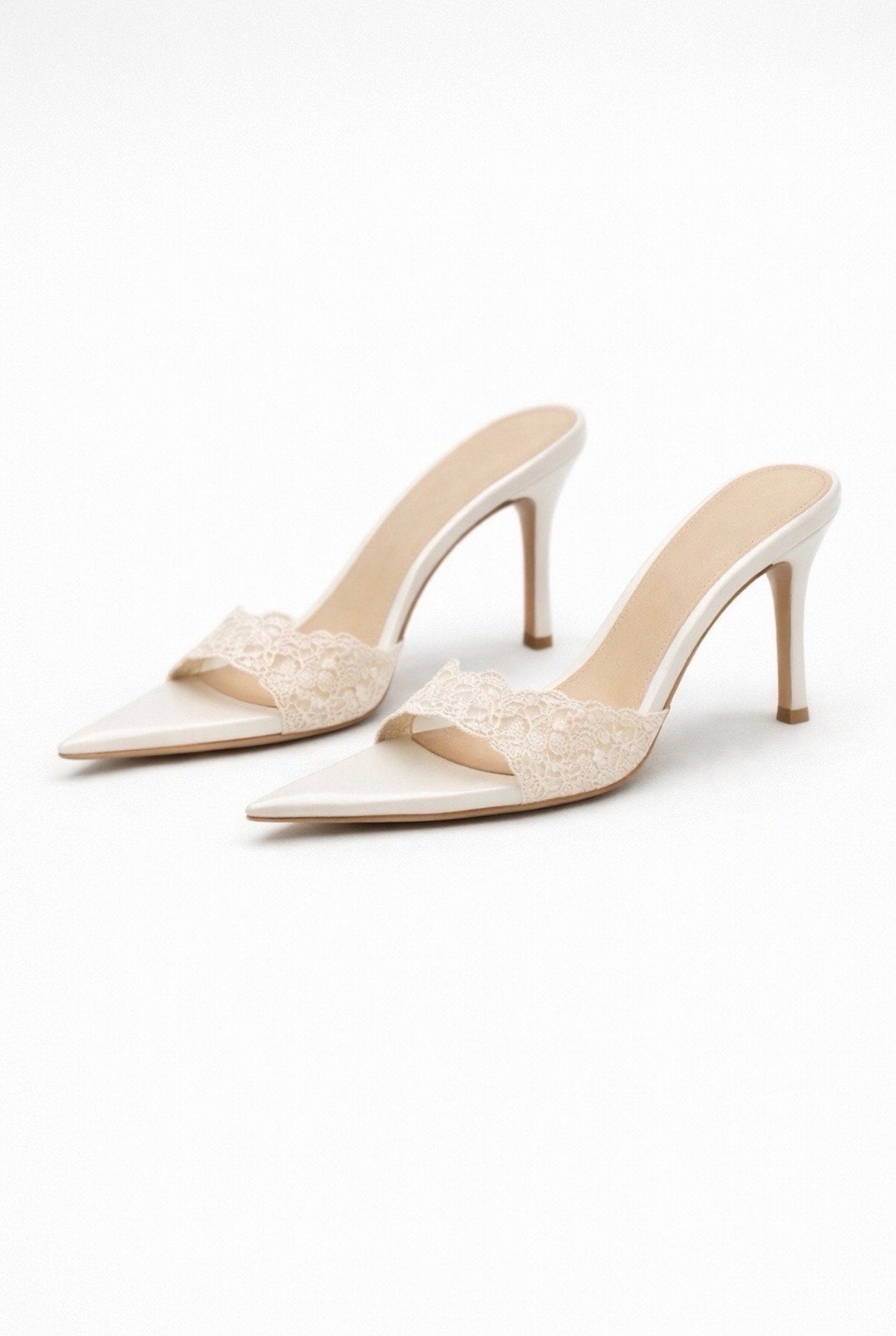 Vittoria Chantilly Heels